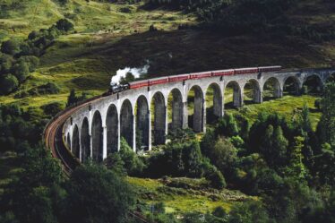 viaggiare-da-sole-in-treno:-destinazioni-perfette-e-consigli-utili