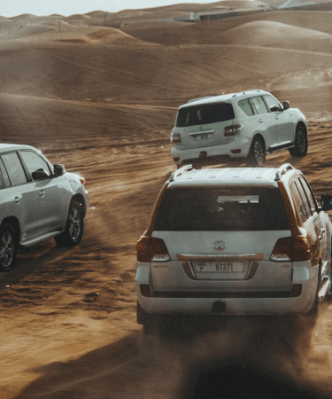 avventure-indipendenti:-come-noleggiare-un’auto-negli-emirati-arabi-uniti-senza-stress