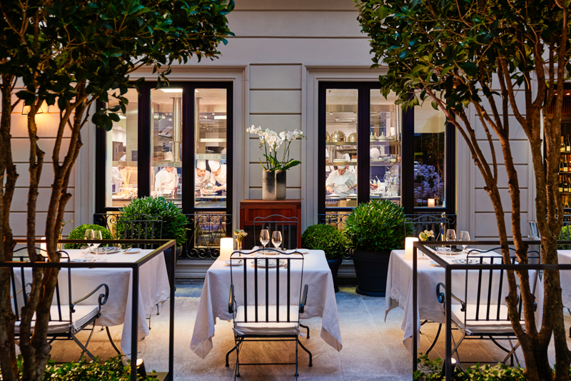 ristorante-seta-al-mandarin-oriental-milano:-con-antonio-guida,-parigi-e-un-viaggio-di-andata-e-ritorno